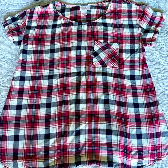 Maternity Top - size medium - Picture 1 of 3